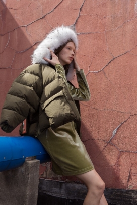 CRZ-FASHION 入冬的时髦装备,从丝绒点缀开始!