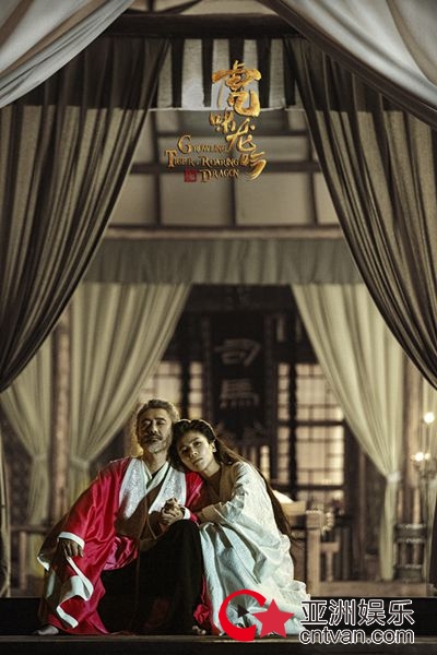 《虎啸龙吟》吴秀波诵“出师表” 与刘涛夜谈落泪