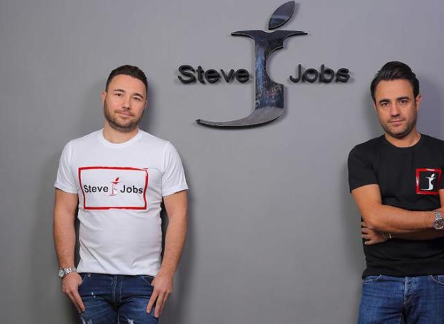 终于把苹果熬死了！'史蒂夫·乔布斯'服装品牌取得胜诉原创派