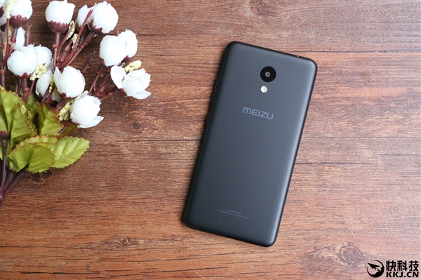 屏占给力！魅族15&nbsp;Plus渲染图曝光：或采用异形全面屏设计