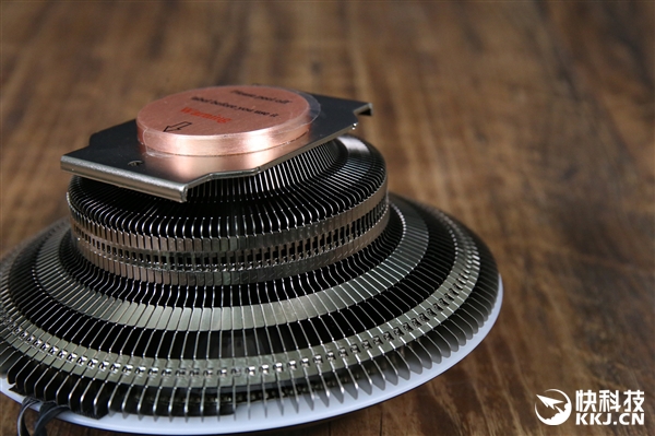 UFO造型 酷冷至尊G100M散热器开箱图赏：酷炫RGB