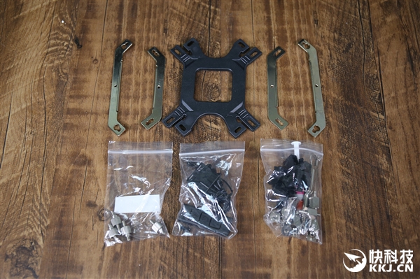 UFO造型 酷冷至尊G100M散热器开箱图赏：酷炫RGB