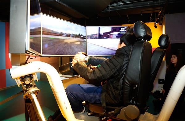 苏宁体育商茂旗舰店开业&nbsp;2018世界杯吉祥物首现南京