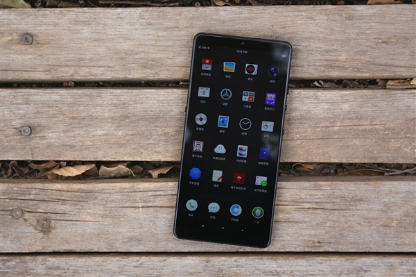 坚果Pro 2最大优惠：直降300元 超高性价比