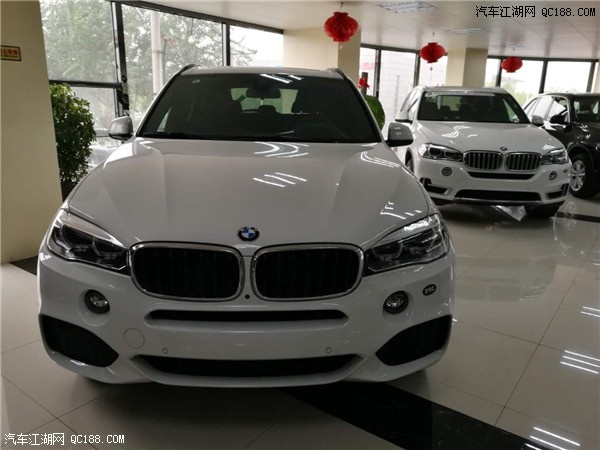 18款宝马X5白外黑内3.0T五座加规版价格