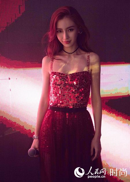 Angelababy唱小海绵摇篮曲&nbsp;一开口心都被苏化了