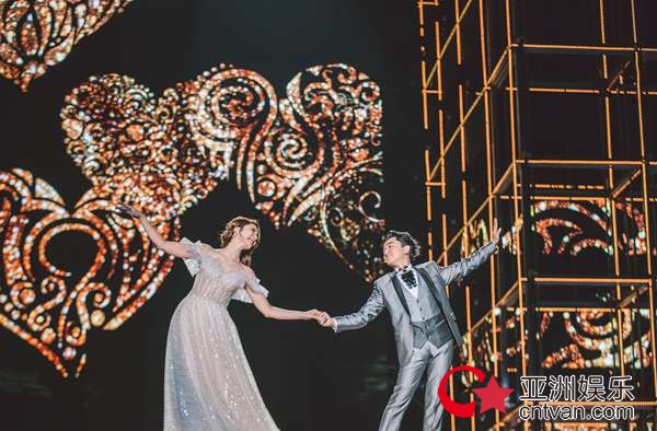 王祖蓝李亚男演绎唯美浪漫童话 杜丽莎歌剧演唱震撼登场