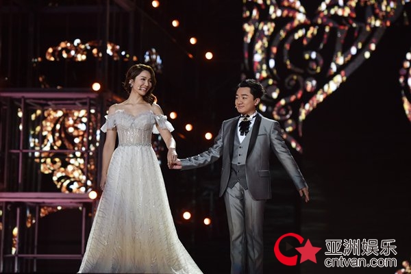 王祖蓝李亚男演绎唯美浪漫童话 杜丽莎歌剧演唱震撼登场