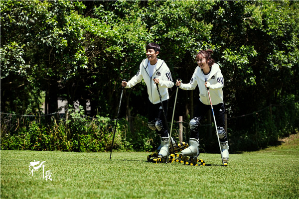 《柒个我》山菜CP遇感情危机&nbsp;张一山哭成行走的水龙头