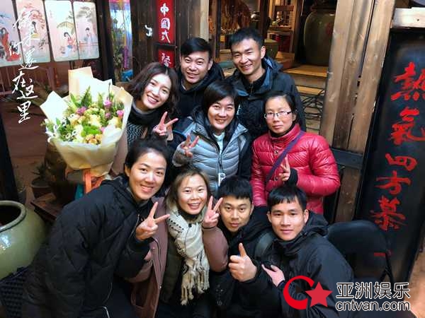 电视剧《原来你还在这里》圆满杀青 杨子姗韩东君“虐恋”终圆满