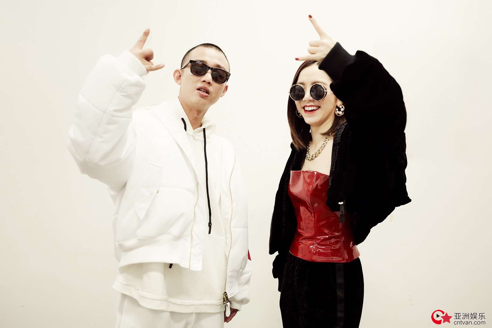 嘻哈鬼才GAI&邓紫棋&nbsp;江苏跨年晚会热力开唱