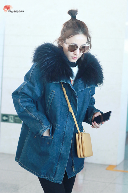 刘雯关晓彤都爱这一件 保暖又时髦的派克大衣怎么搭才好看