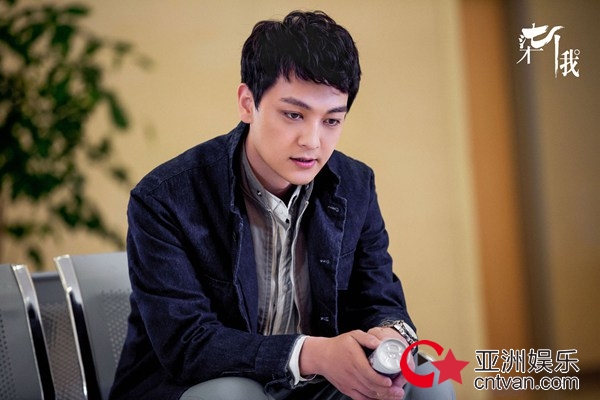 张晓谦《柒个我》热播&nbsp;与张一山双面配合爆点十足