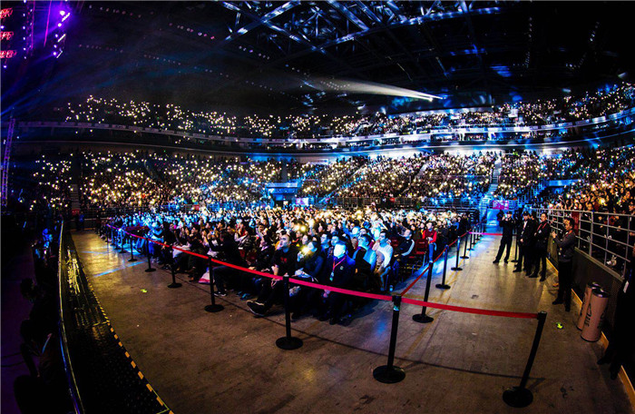 一份提前放送的春节礼物——罗大佑约你深圳湾共忆青春岁月