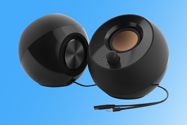 艺术源于生活！创新科技Pebble音响开卖：卵石造型