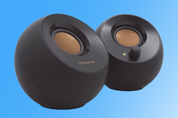 艺术源于生活！创新科技Pebble音响开卖：卵石造型