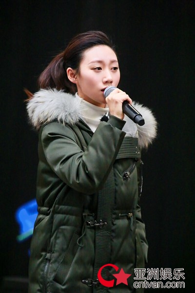 《让世界听见》暖心收官 曾娇、汪峰用音乐点亮孩子们的光明未来