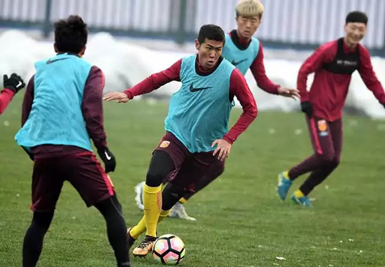 官方'琢玉'海报激励U23男足&nbsp;盼众将在本土创佳绩