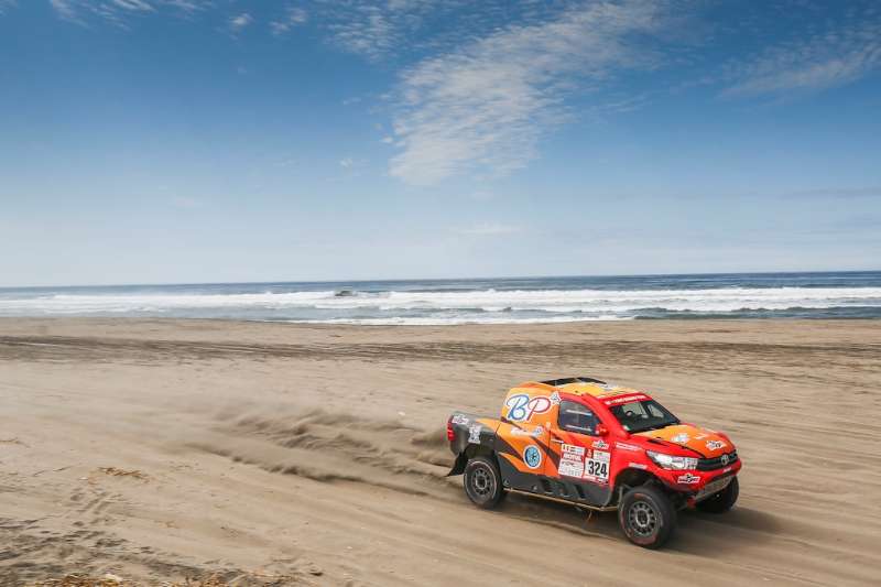 2018达喀尔拉力赛第四赛段结束&nbsp;中国车手周勇位列第26名