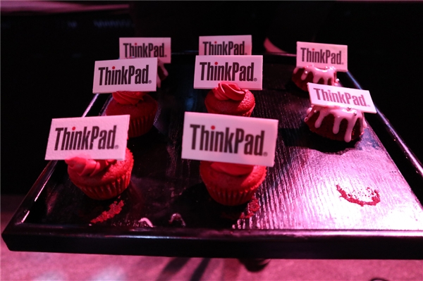 2018款ThinkPad X1 Carbon发布：8代酷睿、杜比HDR屏