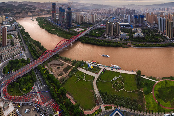 首届中国马拉松摄影大赛城市风采作品解读