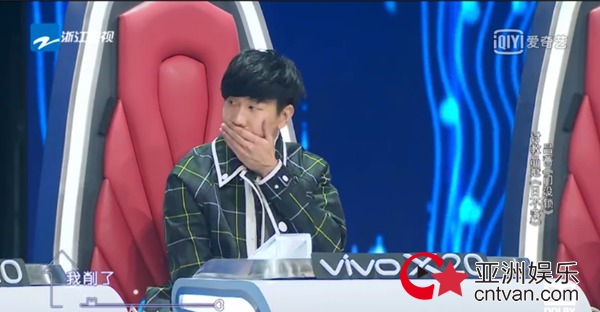 《梦想的声音2》林俊杰喂粉丝吃鸡腿撩粉十级&nbsp;欧阳娜娜梦想舞台首秀谈演技