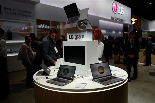 LG&nbsp;gram轻薄笔记本全新首发：965克能跑一整天！