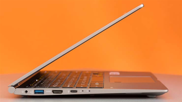 LG&nbsp;gram轻薄笔记本全新首发：965克能跑一整天！