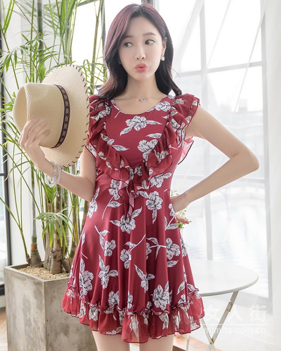 美得冒泡不是梦,暖冬必备的温泉服