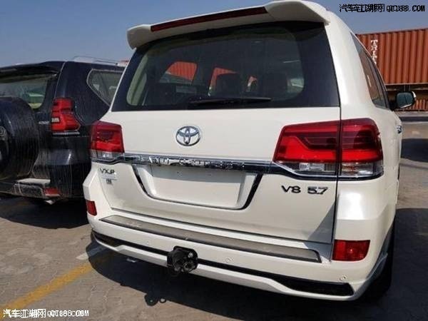 丰田酷路泽5700最新报价配置参数解析