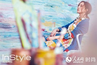 张钧甯登开年封面&nbsp;优雅玩转街头涂鸦风