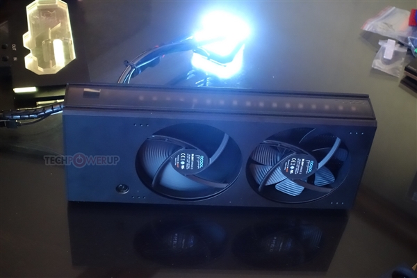 外观独特！Alphacool多款水冷产品发布：DNA造型