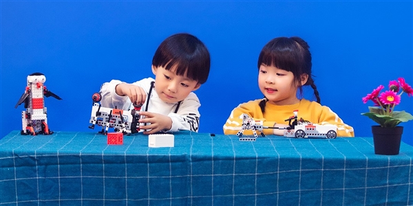 1月16日开卖！米兔智能积木亮相：199元