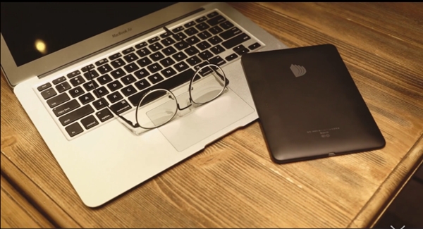 苹果对广达变脸!富士康将代工更多的MacBook:成本低