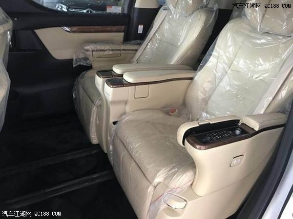 18款丰田埃尔法3.5L七座六速商务MPV解析