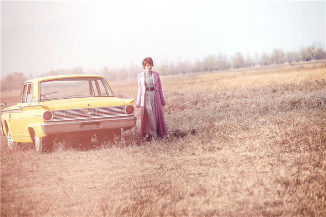 黄圣依MV写真大片曝光&nbsp;浪漫演绎《自己的幸福》