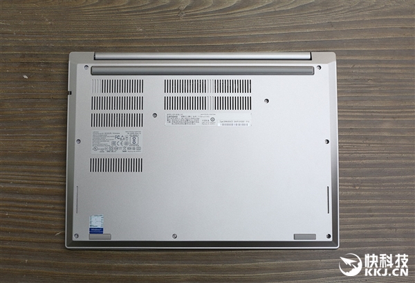 RX550独显!联想ThinkPad E480图赏:小红点经典依旧