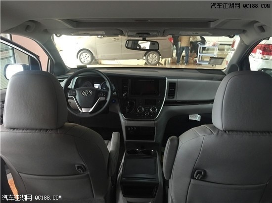 2017款丰田塞纳3.5四驱报价配置参数解析