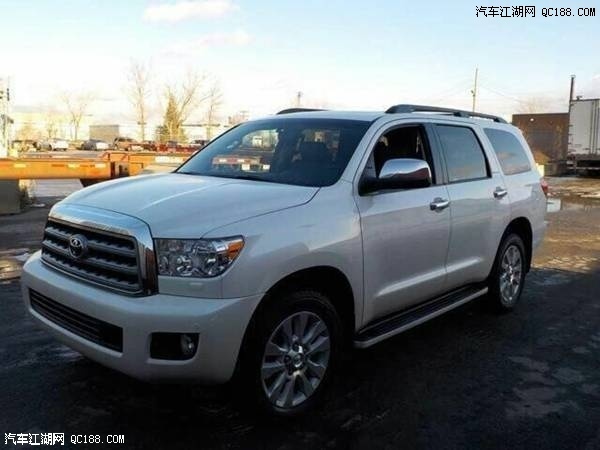 18款丰田红杉5700 5.7L七座白金加版实拍