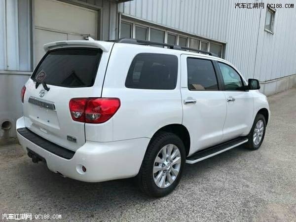 18款丰田红杉5700 5.7L七座白金加版实拍