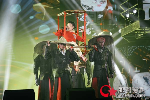 有嘻哈巡演上海圆满落幕&nbsp;VaVa连唱经典点燃寒冷冬夜