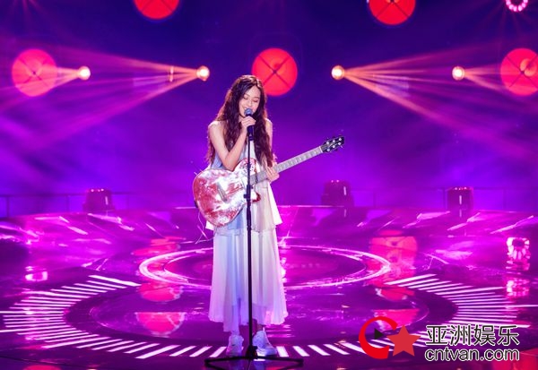 孟慧圆返场《不凡的改变》&nbsp;婉转改编《咚巴拉》动人心弦