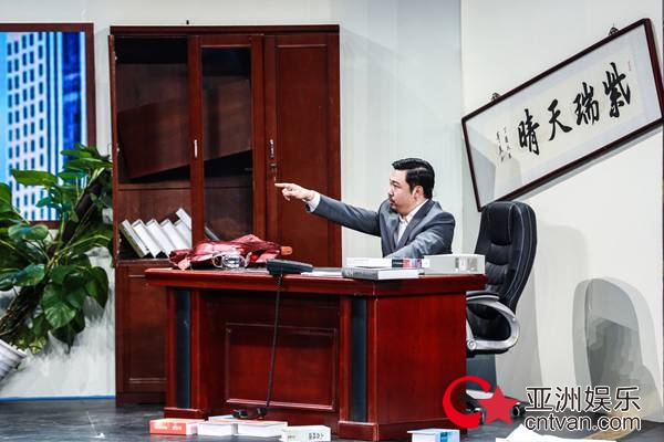 《欢乐喜剧人4》麻花双娇引爆网络&nbsp;孙建弘佛系谈人生