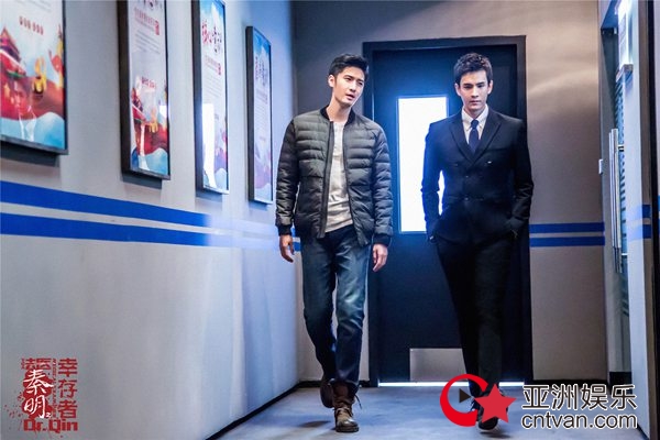 《法医秦明之幸存者》曝先导片，职业宣言怀悲悯仁心