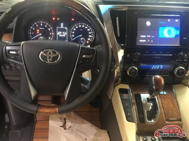 2018款丰田保姆车埃尔法实力非凡丰田埃尔法顶级专属保姆车