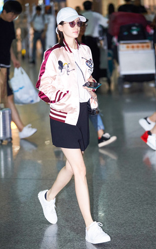 王子文身高不到160 却靠气质和衣品改写小个子时尚