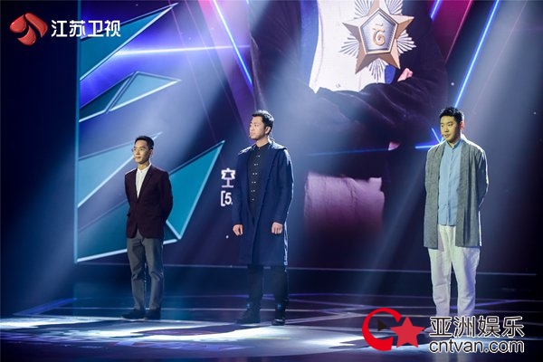 是什么让“关队长”智商不灵了？&nbsp;本周五开播的最强大脑1V1对战难到潘粤明都说怀疑人生