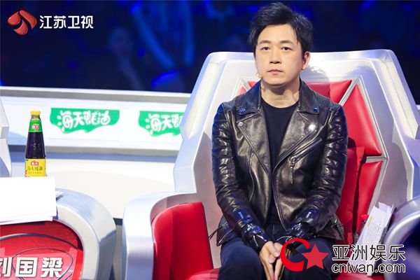 是什么让“关队长”智商不灵了？&nbsp;本周五开播的最强大脑1V1对战难到潘粤明都说怀疑人生