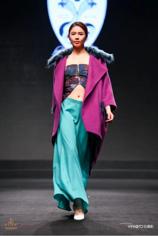 潮人扎堆的深圳时装节火热起航 时尚无终点