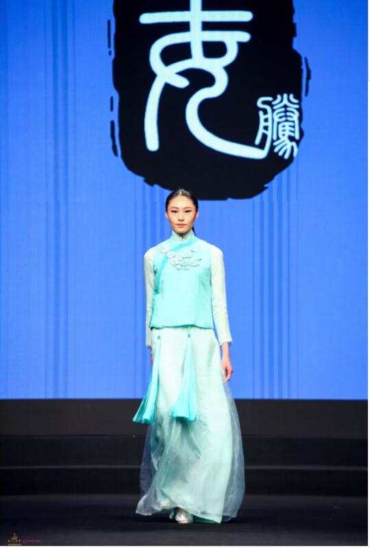 潮人扎堆的深圳时装节火热起航 时尚无终点